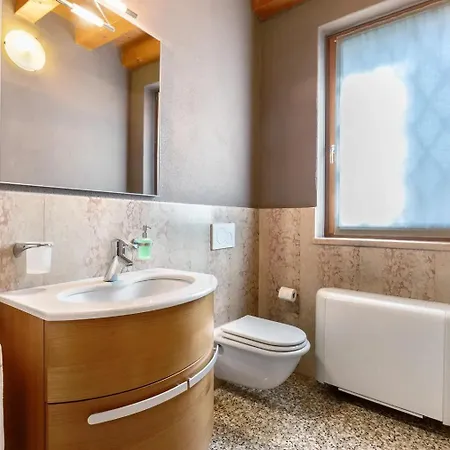 Garda Villa